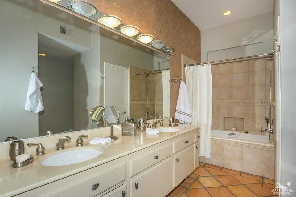 Santa Rosa Cove Coun - Residential