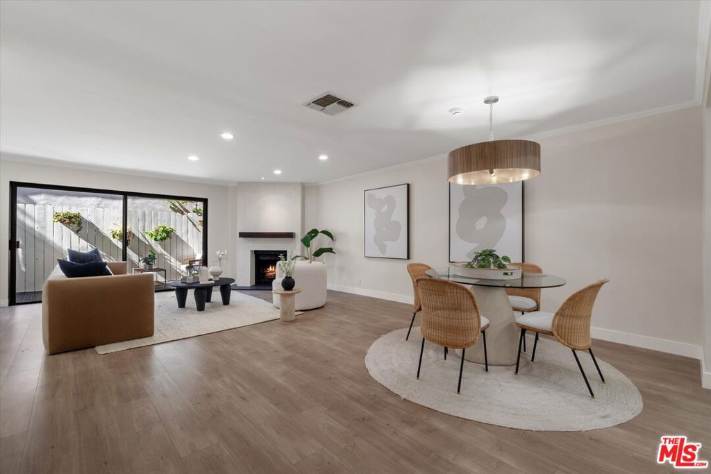 Photo of 1807 10th Street #4, Santa Monica, CA 90404 (MLS # 26660333)