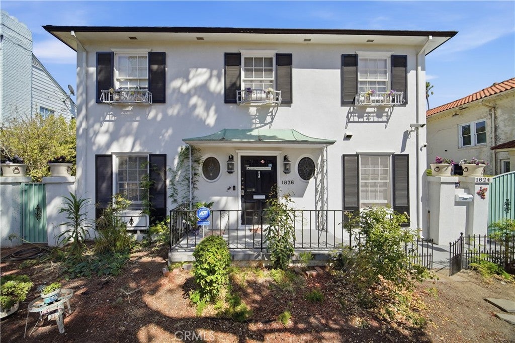 1826 Wellington Road