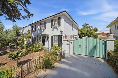 Photo of 1826 Wellington Road, Los Angeles, CA 90019 (MLS # IV26177873)