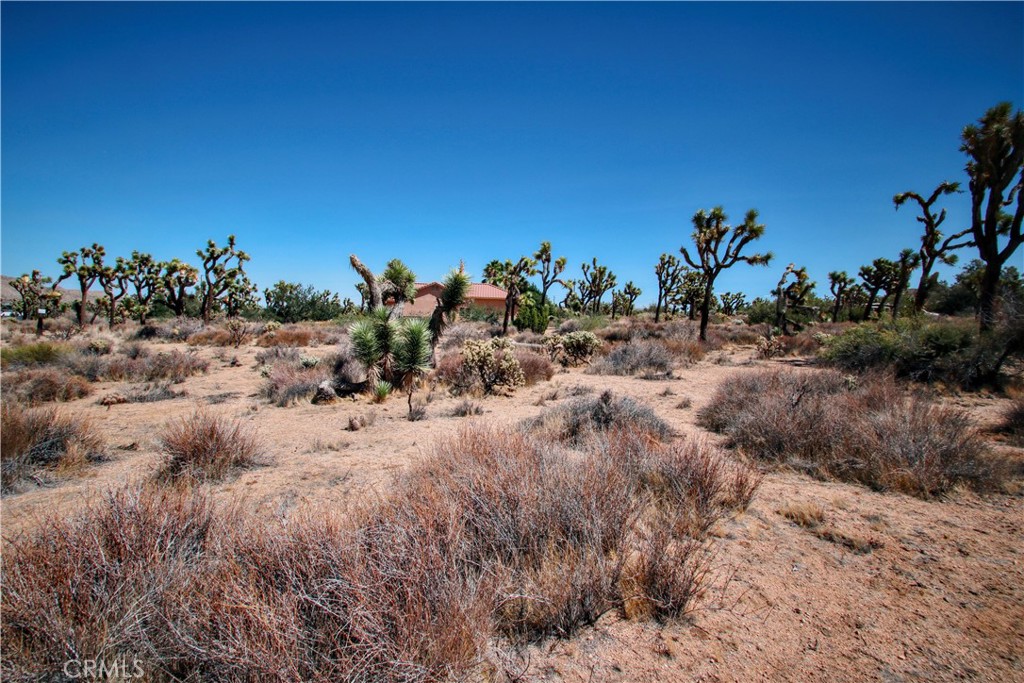7777 Onaga Trail
