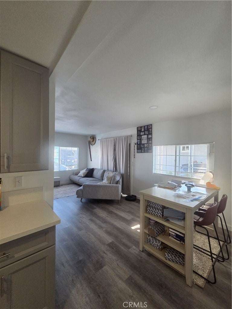 350 E San Jacinto SPACE 11