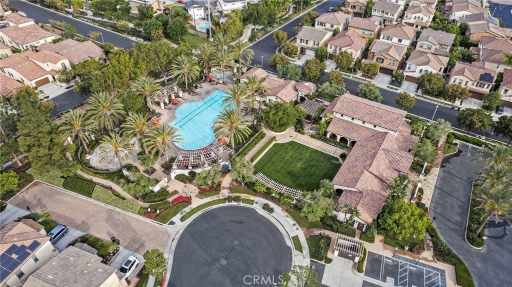 430 Maravilla Lane