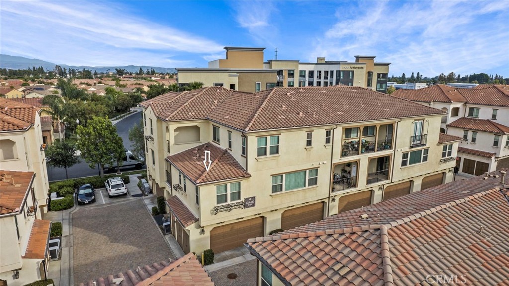 430 Maravilla Lane