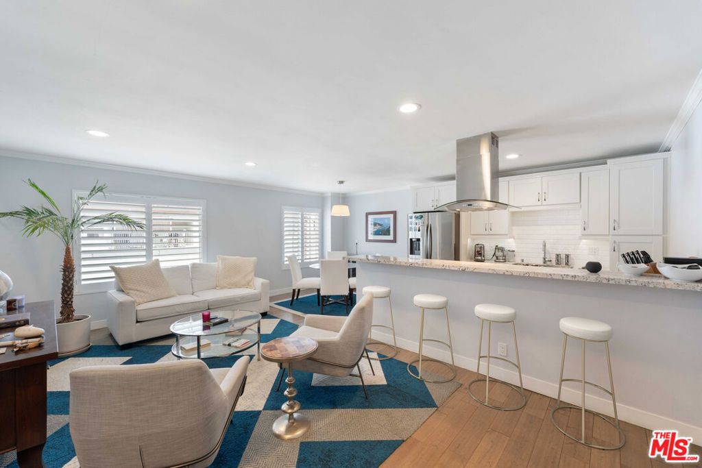 Photo of 933 11th Street #21, Santa Monica, CA 90403 (MLS # 26832711)