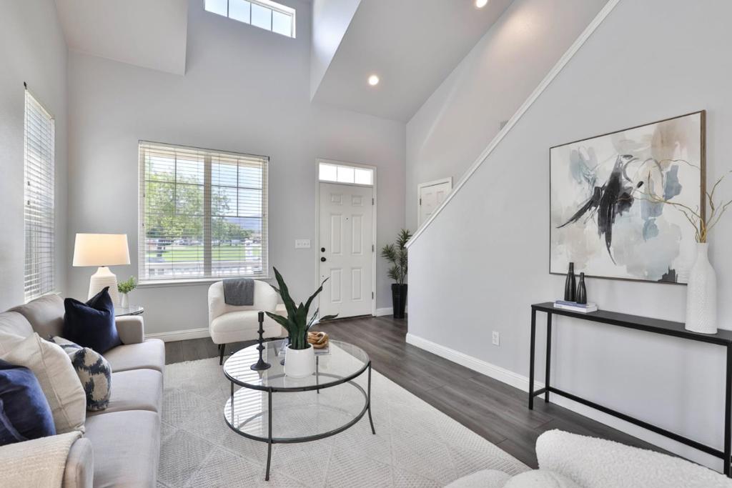 887 Martiri Drive