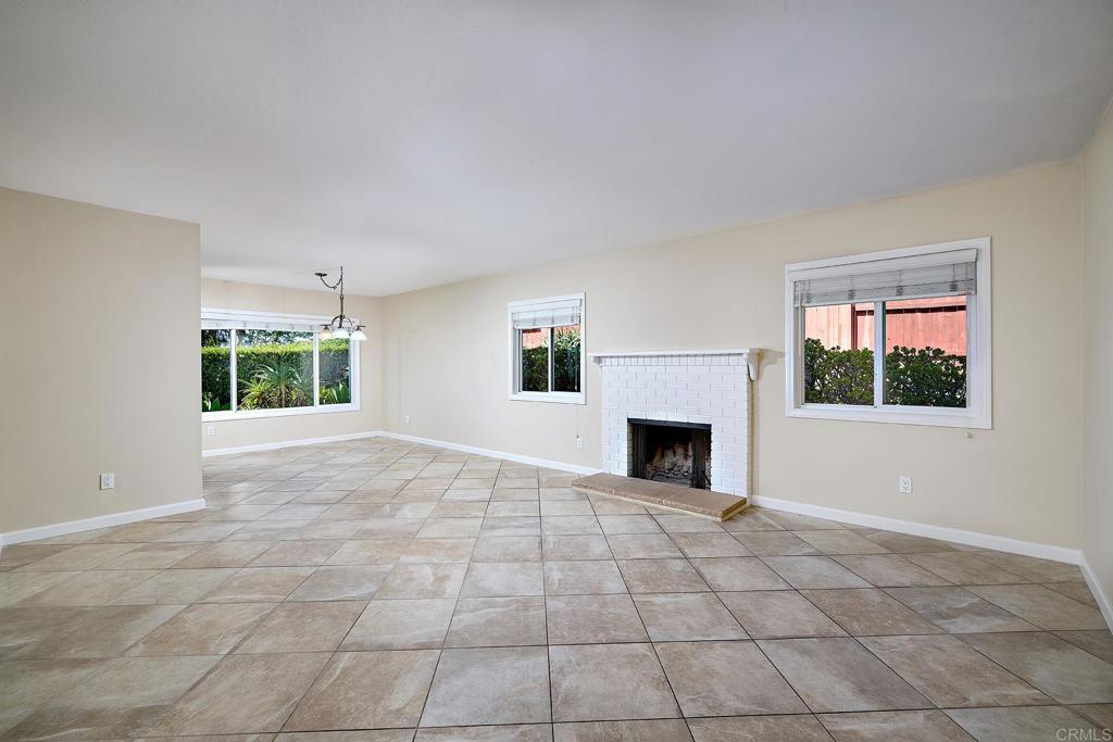 723 Fresca Ct