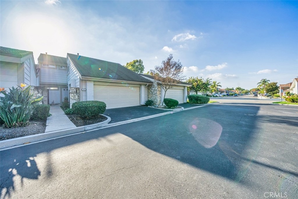 Creekside (CK) - Residential Lease