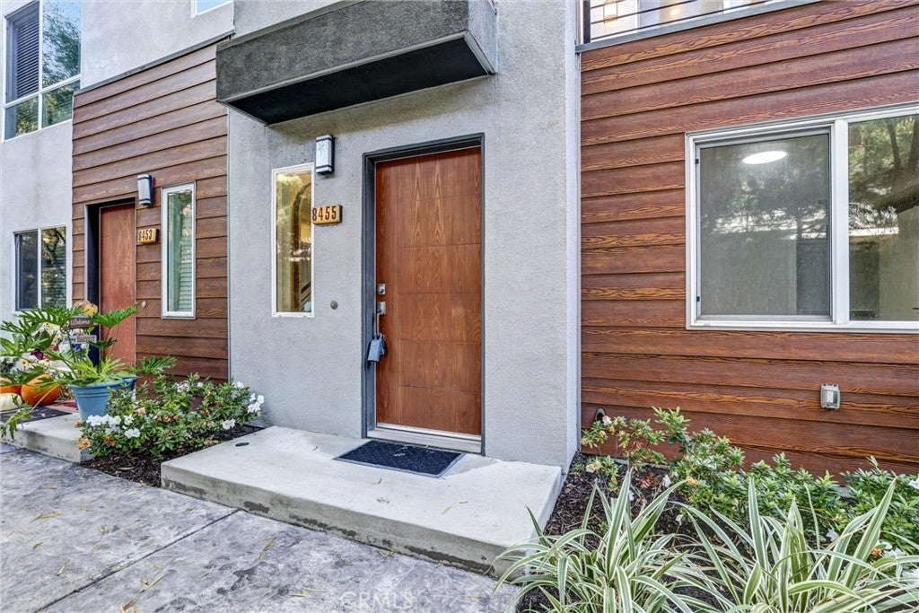 8455 Tweedy Lane