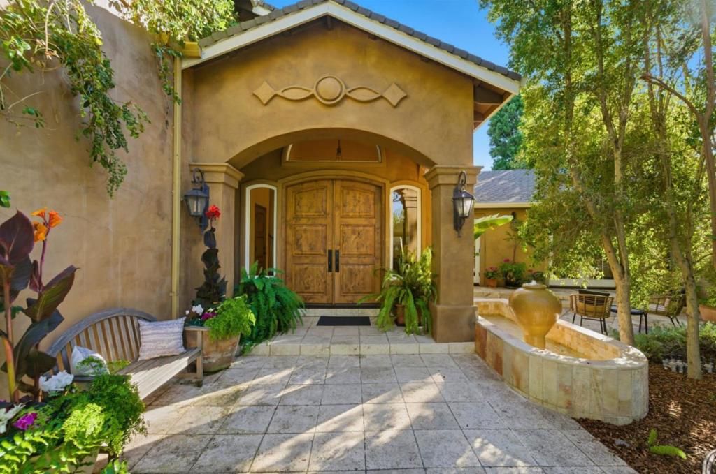 Photo of 16100 Jasmine Way, Los Gatos, CA 95032 (MLS # ML82025428)