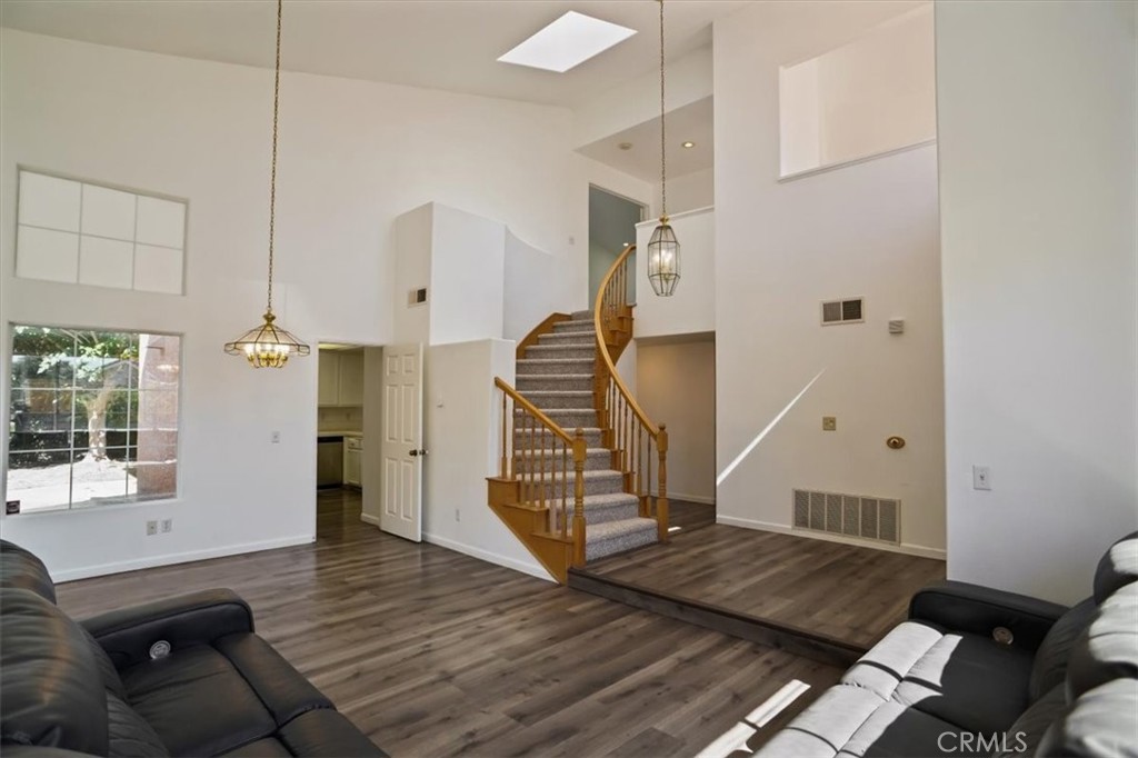 447 W Avenue J12