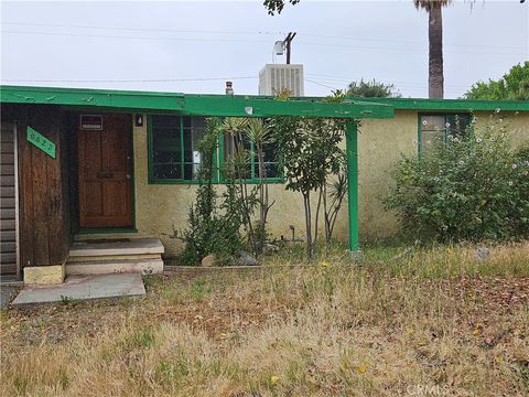 8423 Mammoth Avenue Panorama City CA 91402