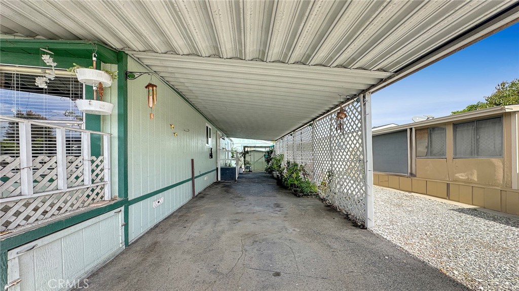 1750 W Lambert Road 39