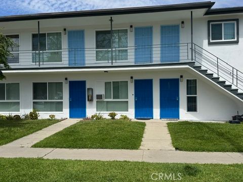 Photo of 12221 Peacock Court #4, Garden Grove, CA 92841 (MLS # PW26068564)