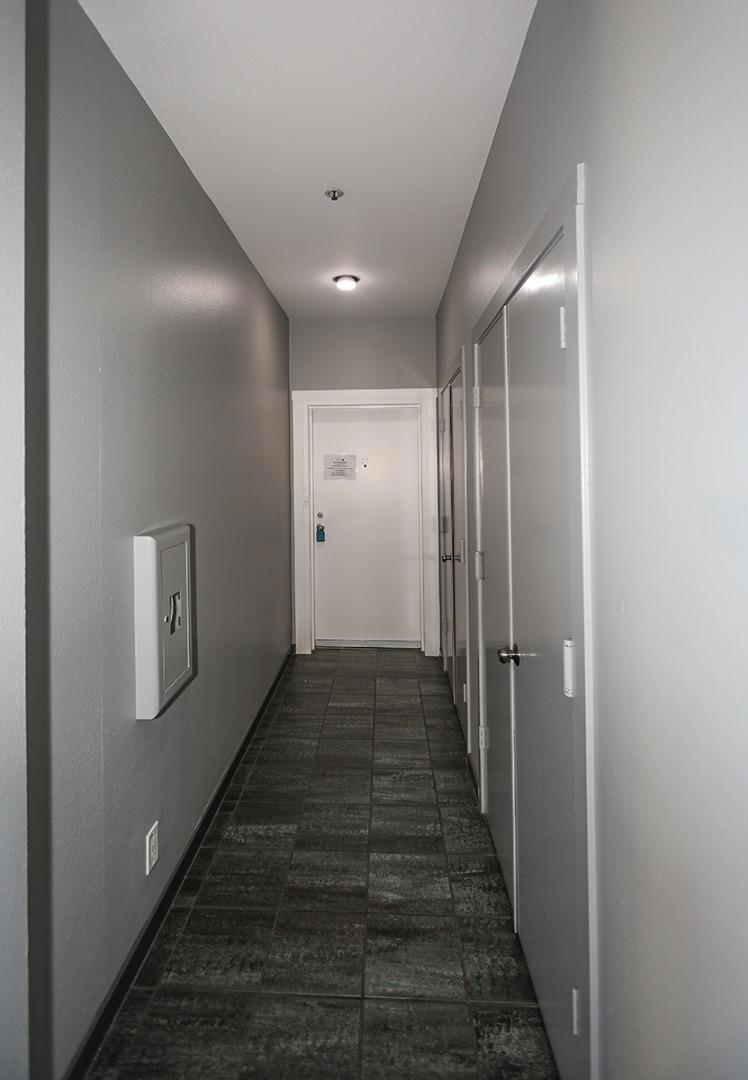 97 E Saint James Street 21