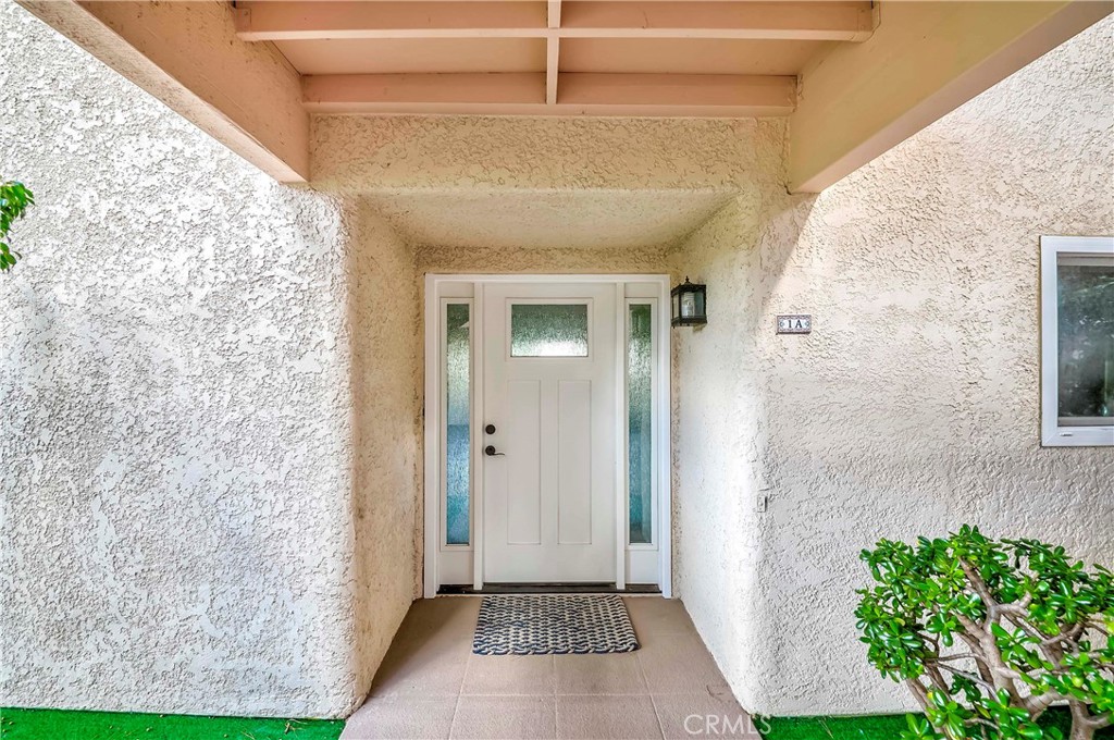 5519 Paseo Del Lago E