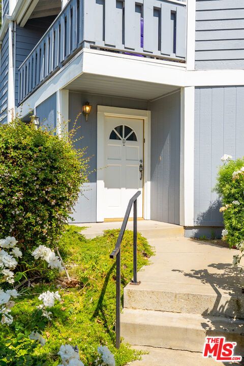 Tiny photo for 29125 Thousand Oaks Boulevard #D, Agoura Hills, CA 91301 (MLS # 26658513)