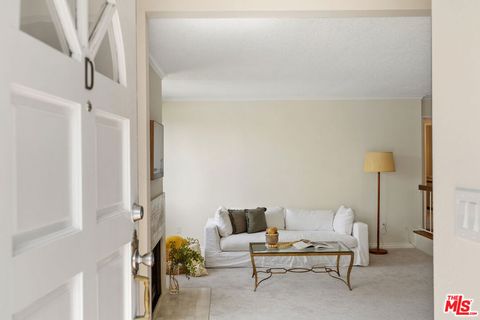 Photo of 29125 Thousand Oaks Boulevard #D, Agoura Hills, CA 91301 (MLS # 26658513)