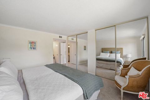 Tiny photo for 29125 Thousand Oaks Boulevard #D, Agoura Hills, CA 91301 (MLS # 26658513)