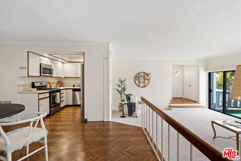 Tiny photo for 29125 Thousand Oaks Boulevard #D, Agoura Hills, CA 91301 (MLS # 26658513)