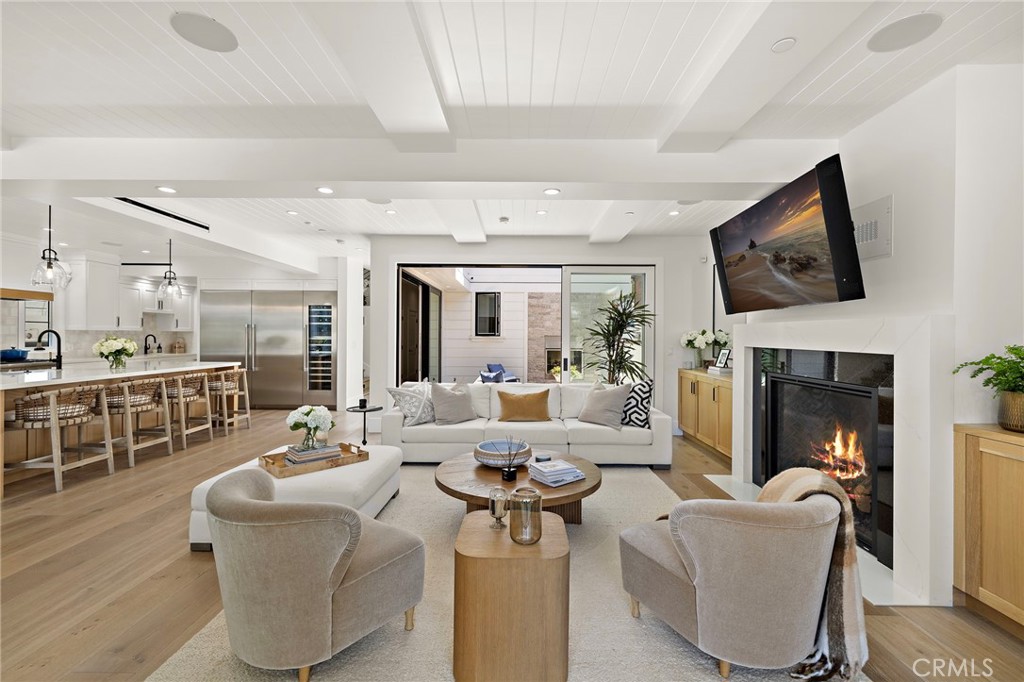 330 Onyx Avenue