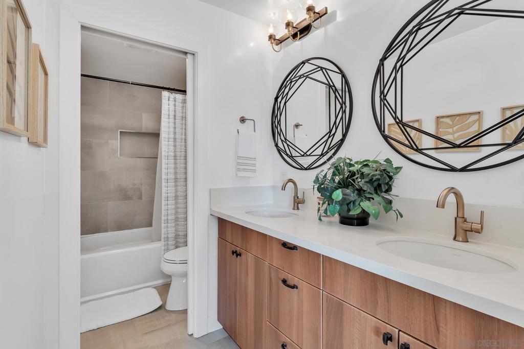 Coronado Cays - Residential