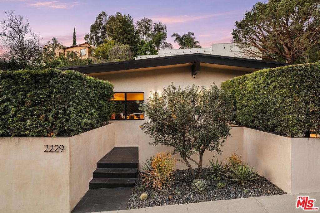 Photo of 2229 Willetta Street, Los Angeles, CA 90068 (MLS # 26665971)