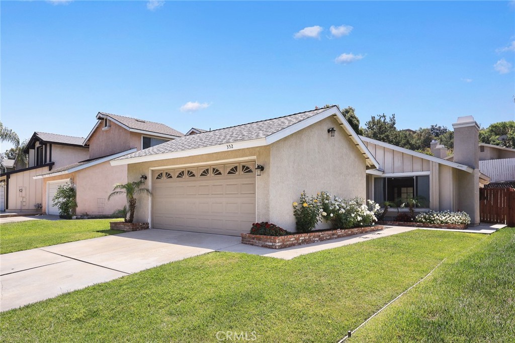 352 Sun Rose St.