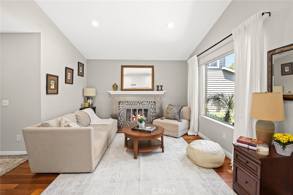352 Sun Rose St.