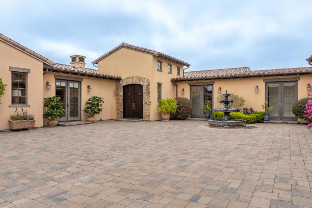 500 Belavida Road