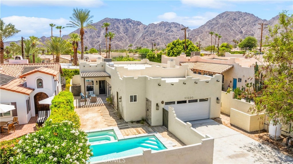 53220 Avenida Juarez