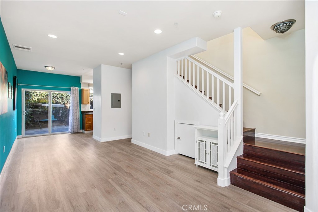 1500 Pine Avenue 10
