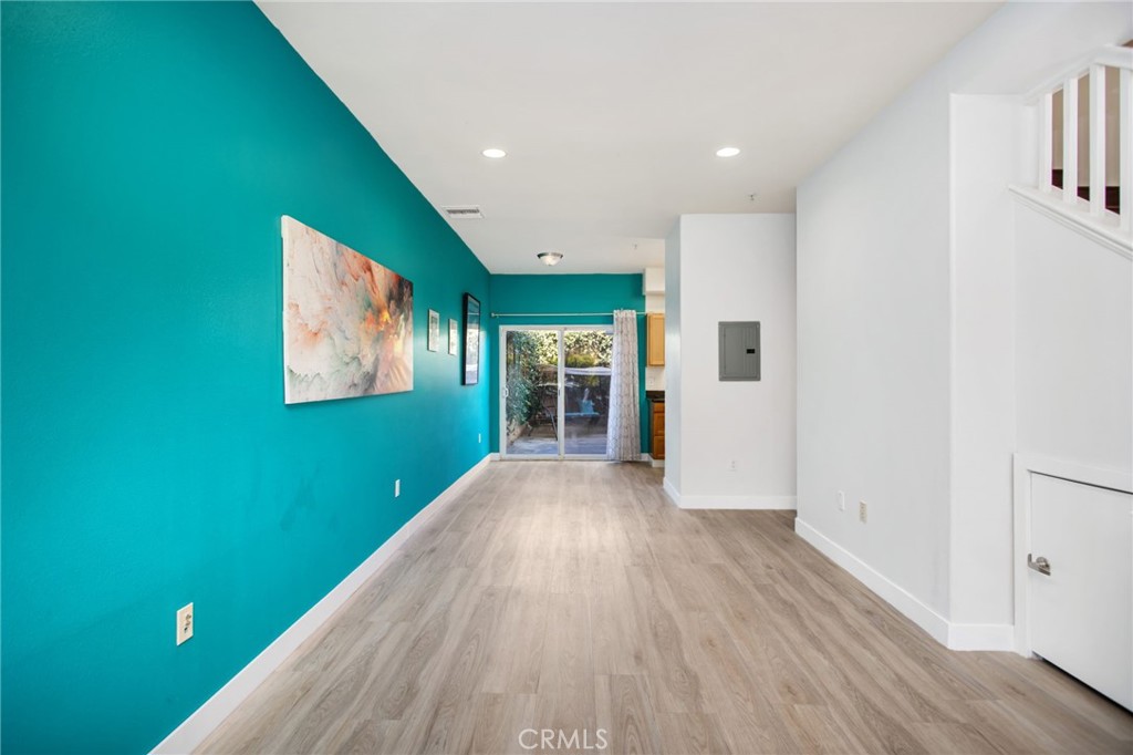 1500 Pine Avenue 10