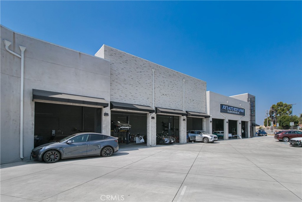 9334 Lower Azusa Road