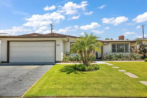 2930 Treefern Dr, Duarte, CA 91010 - MLS#: CV26018569