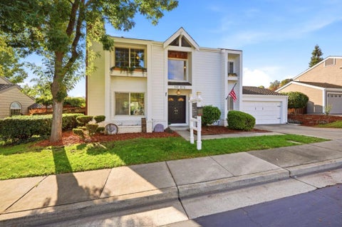 Photo of 875 Oak Park Drive, Morgan Hill, CA 95037 (MLS # ML82065414)