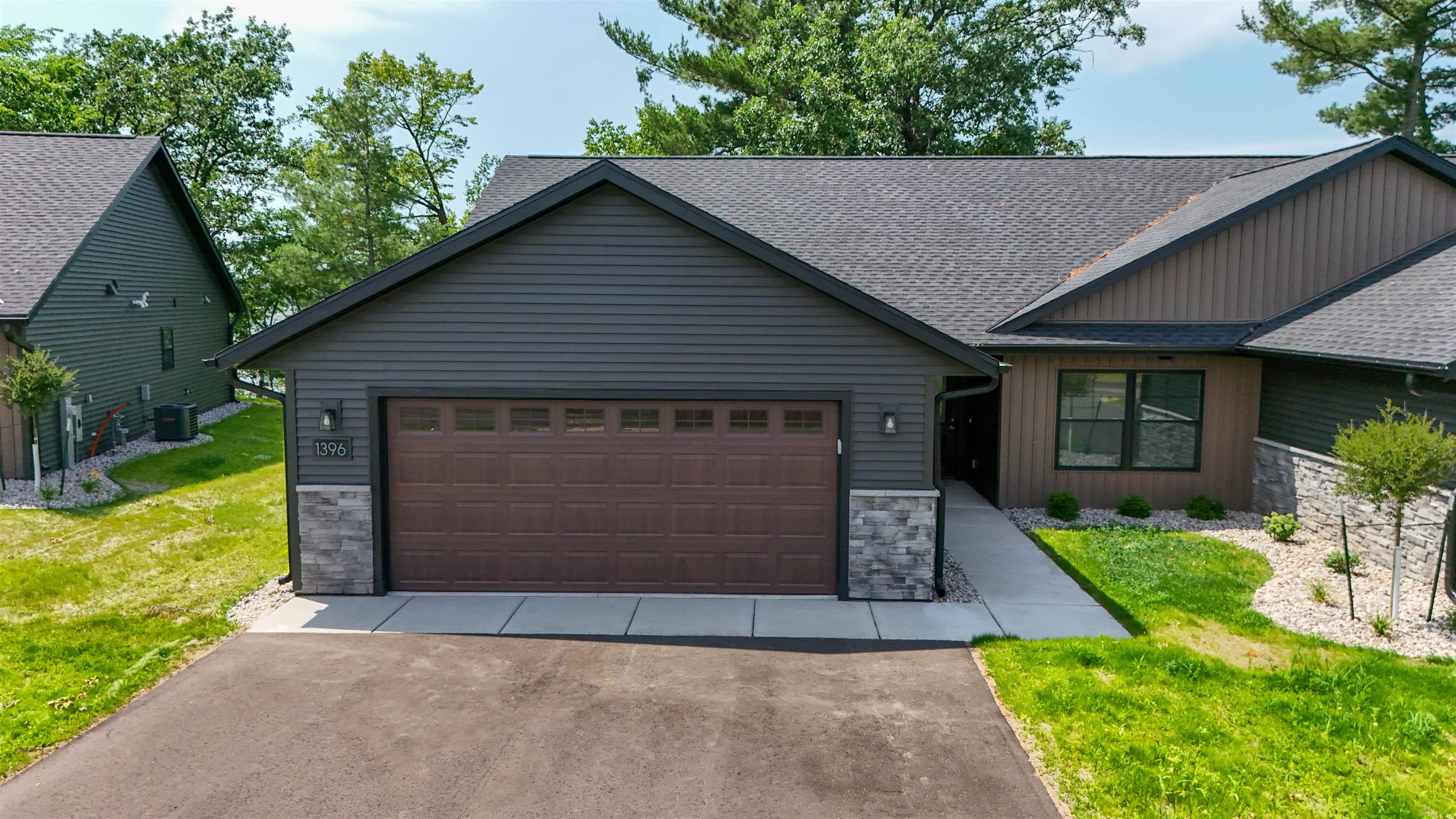 Photo 1 of 47 — 1396 PARK DRIVE Unit Unit 103, Schofield, WI 54476