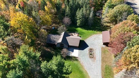 Photo of 200890 Robin Road, Marshfield, WI 54449 (MLS # 22502659)