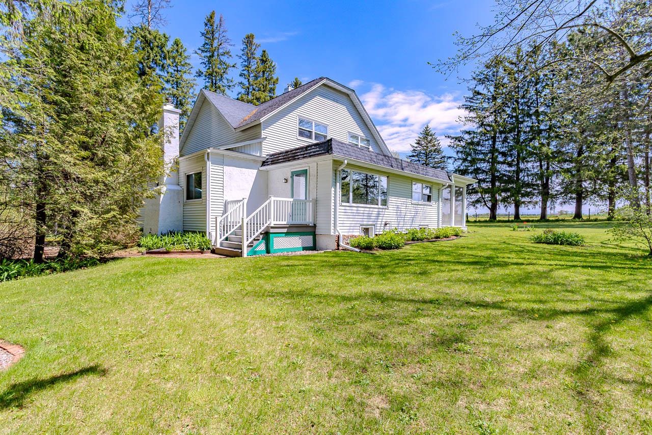Photo 1 of 43 — 10185 S COUNTY ROAD K, Merrill, WI 54452