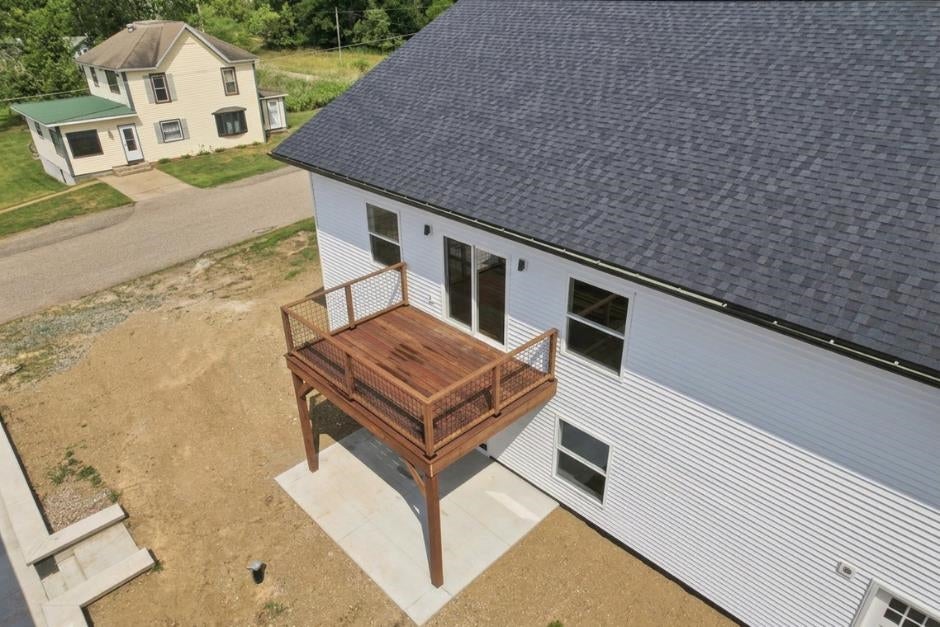 3040 OAK STREET - Photo 3