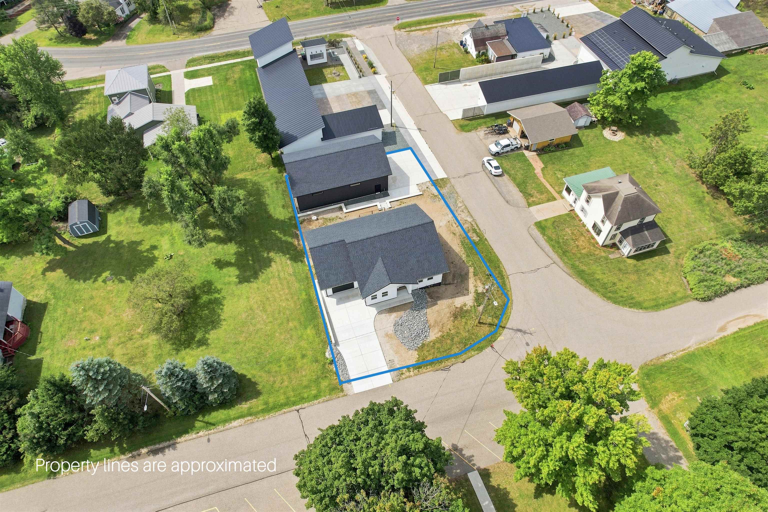 3040 OAK STREET - Photo 4