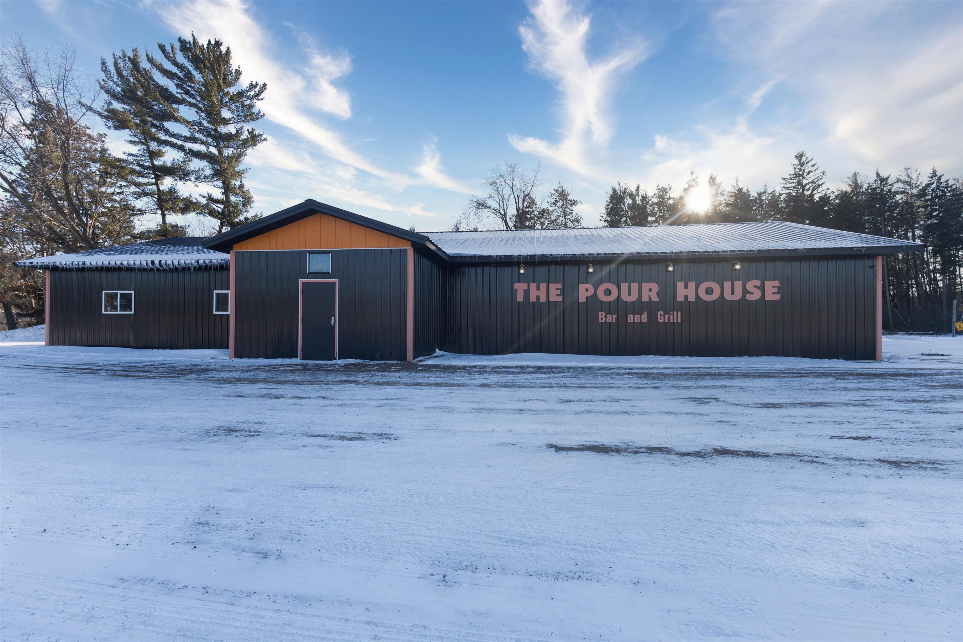 Photo 1 of 47 — 3140 LAKE AVENUE, Wisconsin Rapids, WI 54494