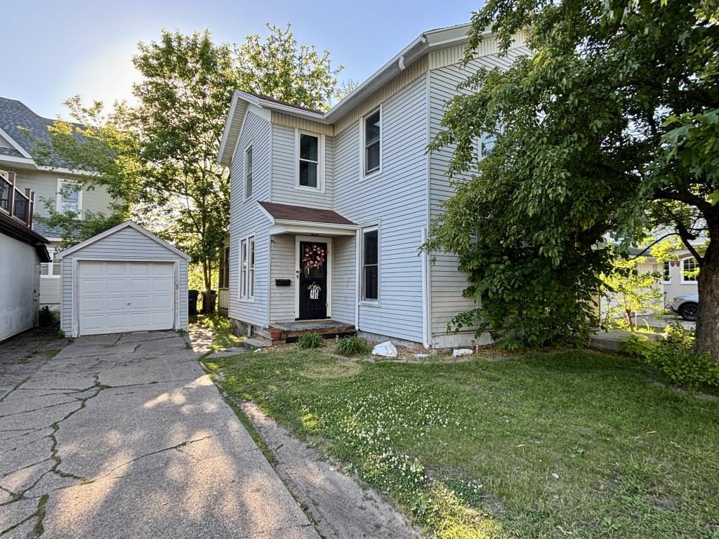 Photo 1 of 18 — 606 N 6TH STREET, Wausau, WI 54403