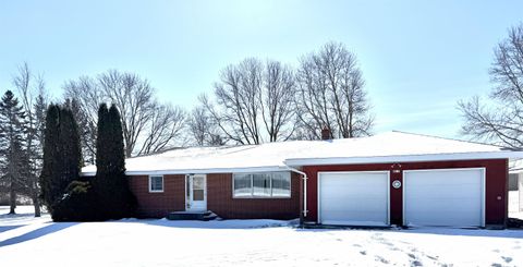 Photo of 8201 County Road Y, Marshfield, WI 54449 (MLS # 22600759)