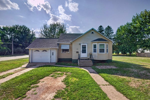 1011 11TH AVE N, WISCONSIN RAPIDS, WI 54495 - Image 7c9aa2c312036cc33eba4e9d544c1def/1259800245