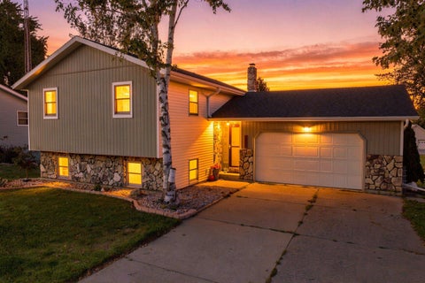 Photo of 1601 S Lincoln Avenue, Marshfield, WI 54449 (MLS # 22604519)