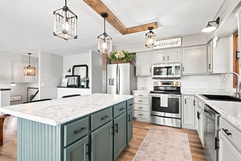 Photo of 1601 S Lincoln Avenue, Marshfield, WI 54449 (MLS # 22604519)