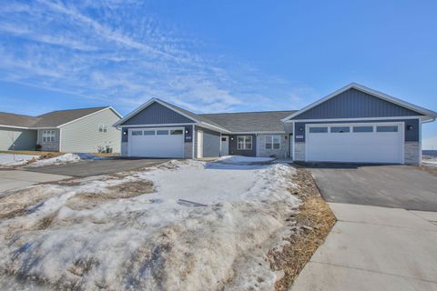 Photo of 2103 S Ironwood Avenue, Marshfield, WI 54449 (MLS # 22505848)