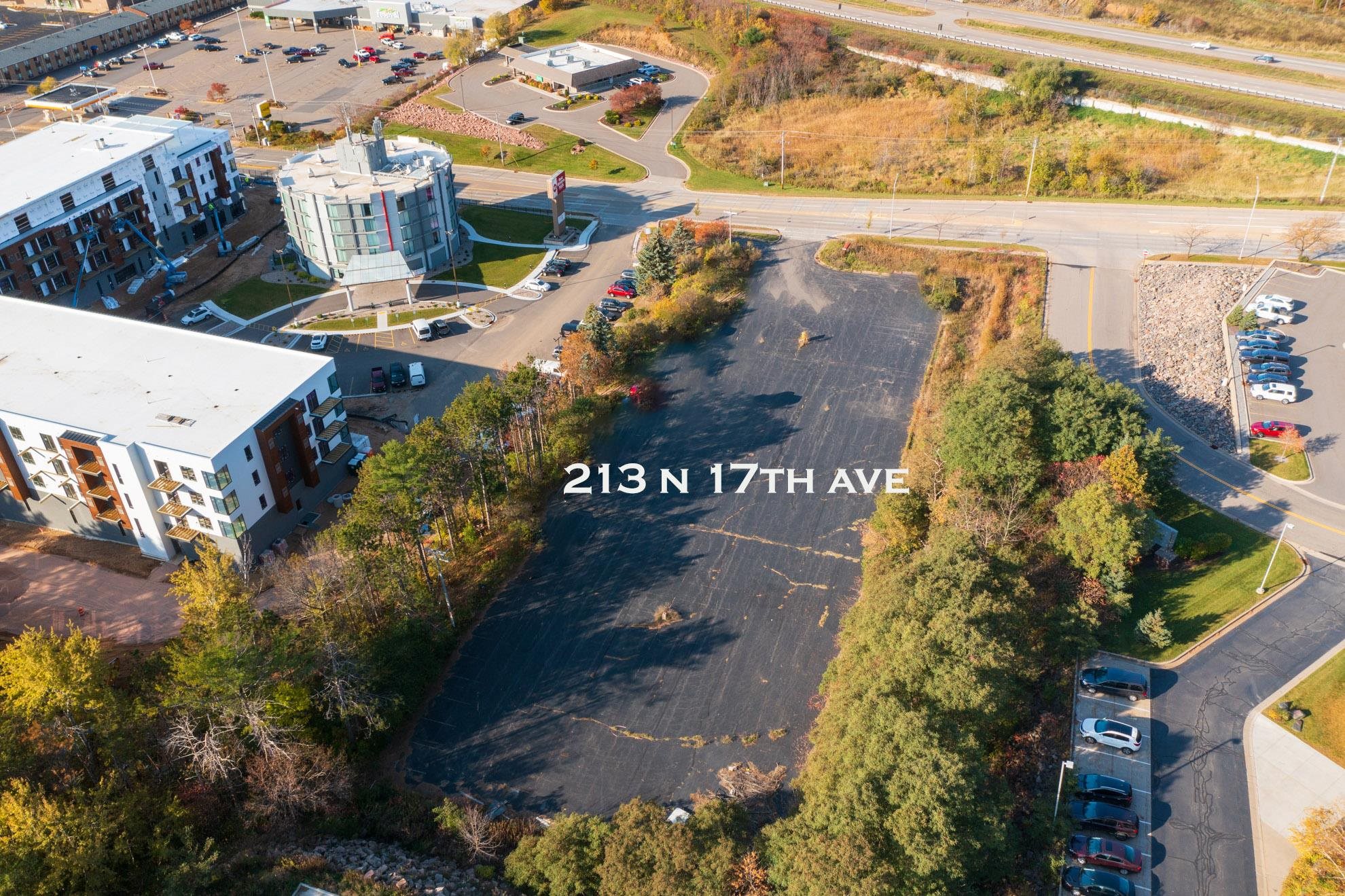 Photo 1 of 17 — 213 N 17TH AVENUE, Wausau, WI 54401