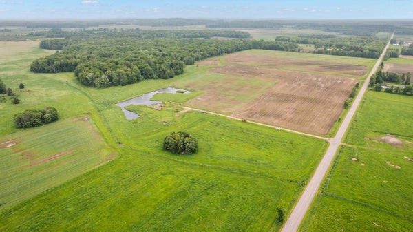1 COUNTY ROAD C, STEVENS POINT, WI 54481 - Image 997305e3014c8a32fea4aaa660f0a4ac/3172532654